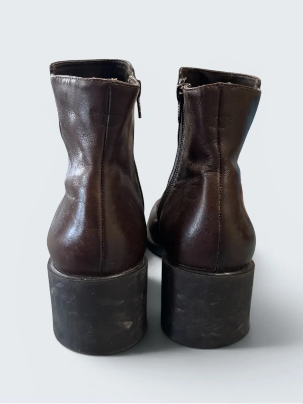 Bandolino Dark Brown Zip Up Leather Ankle Booties Size 8.5